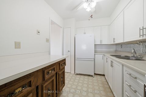 Photo 13 at 1204 - 1338 York Mills Road, Donalda, Toronto