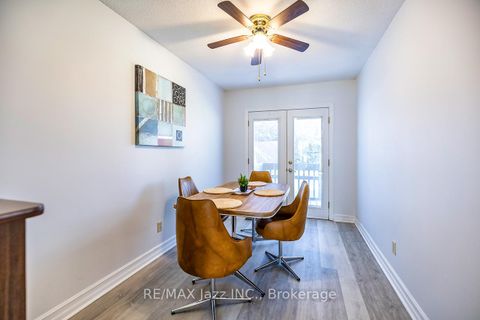 Photo 7 at 810 Kilkenny Court, Vanier, Oshawa