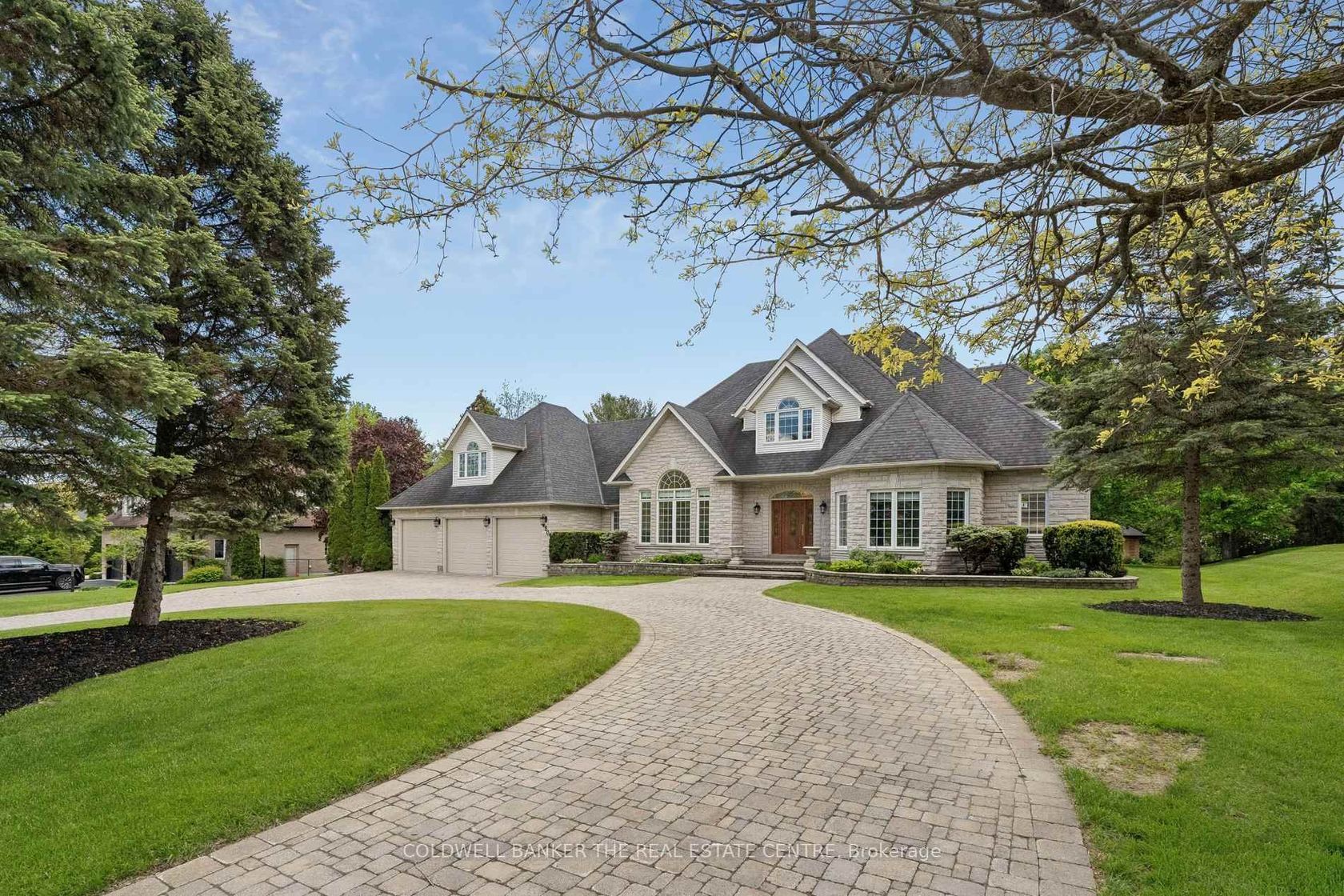 480 Coventry Hill Trail, Summerhill Estates, Newmarket photo 5