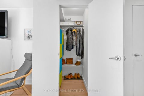 Photo 11 at 555 Castlefield Avenue, Forest Hill North, Toronto