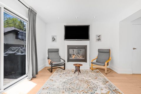 Photo 13 at 555 Castlefield Avenue, Forest Hill North, Toronto