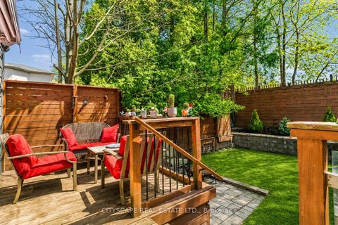 Photo 17 at 555 Castlefield Avenue, Forest Hill North, Toronto