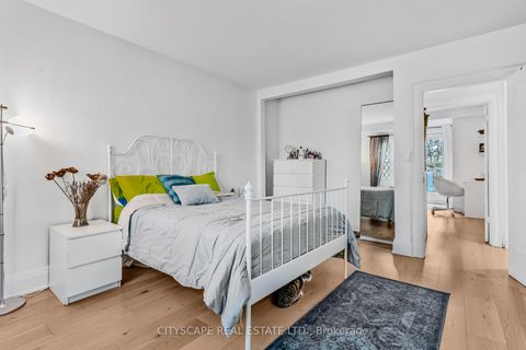 Photo 22 at 555 Castlefield Avenue, Forest Hill North, Toronto