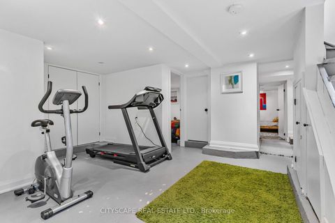 Photo 28 at 555 Castlefield Avenue, Forest Hill North, Toronto