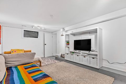 Photo 29 at 555 Castlefield Avenue, Forest Hill North, Toronto