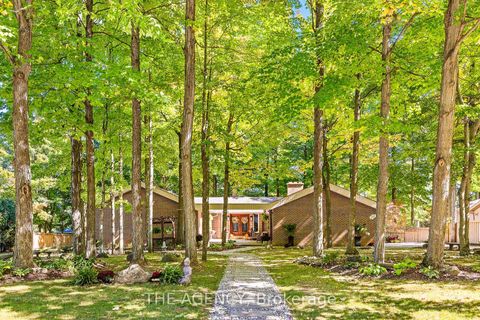 Photo 0 at 23 Cedarwood Crescent, Nobleton, King