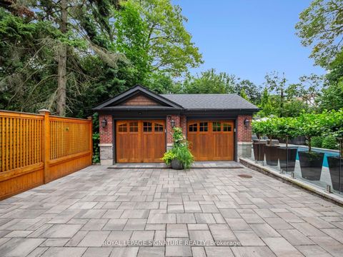 Photo 4 at 9 Neville Park Boulevard, The Beaches, Toronto