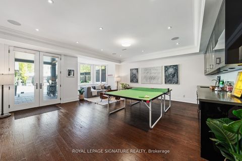 Photo 33 at 9 Neville Park Boulevard, The Beaches, Toronto