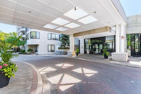 Photo 4 at 709 - 1 Aberfoyle Crescent, City Centre West, Toronto