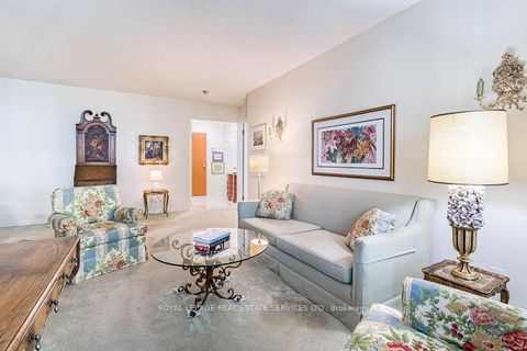 Photo 11 at 709 - 1 Aberfoyle Crescent, City Centre West, Toronto