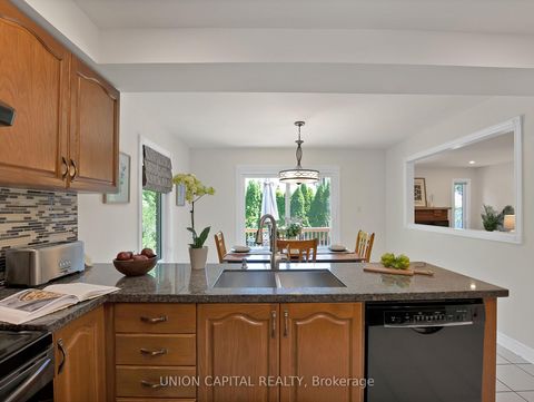 Photo 16 at 40 Sisman Avenue, Aurora Highlands, Aurora