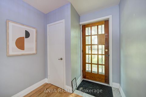 Photo 5 at 222 Elka Drive, Crosby, Richmond Hill