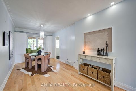 Photo 11 at 222 Elka Drive, Crosby, Richmond Hill