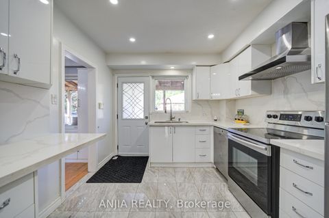 Photo 15 at 222 Elka Drive, Crosby, Richmond Hill