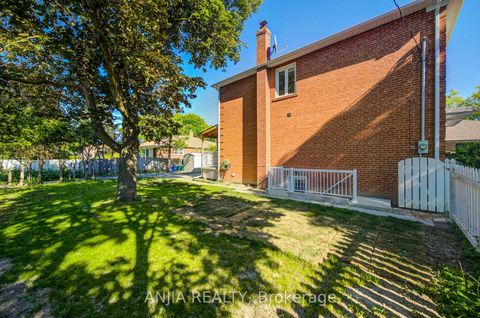 Photo 39 at 222 Elka Drive, Crosby, Richmond Hill