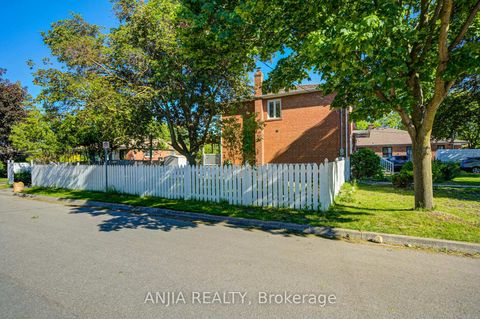 Photo 45 at 222 Elka Drive, Crosby, Richmond Hill
