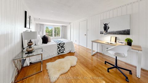 Photo 20 at 140 Goldhawk Trail, Milliken, Toronto