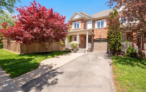 Photo 1 at 283 Kirkvalley Crescent, Bayview Wellington, Aurora
