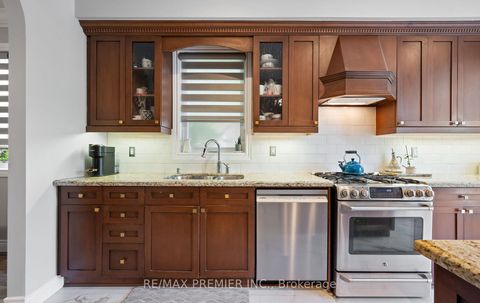 Photo 11 at 283 Kirkvalley Crescent, Bayview Wellington, Aurora