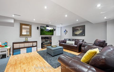 Photo 30 at 283 Kirkvalley Crescent, Bayview Wellington, Aurora