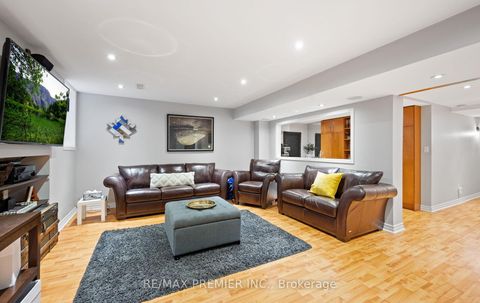Photo 31 at 283 Kirkvalley Crescent, Bayview Wellington, Aurora