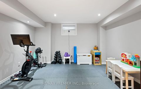 Photo 32 at 283 Kirkvalley Crescent, Bayview Wellington, Aurora