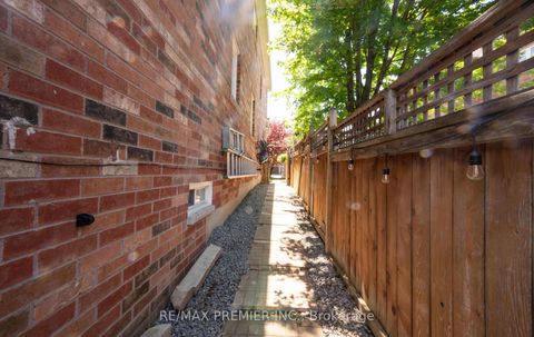 Photo 39 at 283 Kirkvalley Crescent, Bayview Wellington, Aurora