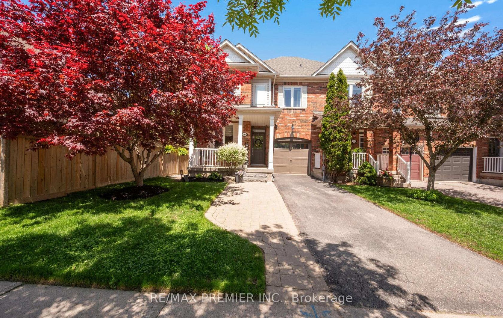 283 Kirkvalley Crescent, Bayview Wellington, Aurora photo number 2