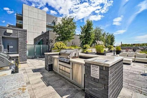 Photo 37 at 422 - 20 Minowan Miikan Lane, Little Portugal, Toronto