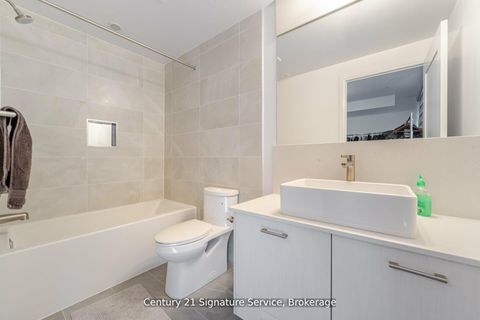 Photo 18 at TH05 - 101 Erskine Avenue, Mount Pleasant West, Toronto