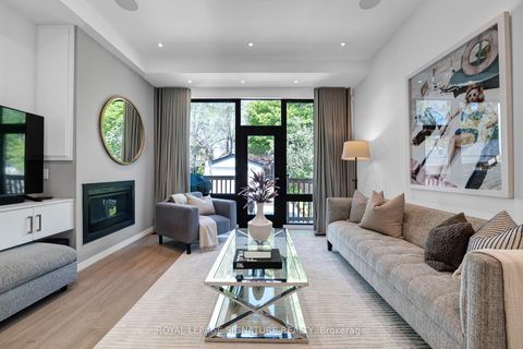 Photo 14 at 39 Coleridge Avenue, Lumsden, Toronto