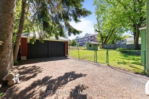 Photo 5 at 47 Alice Street, Mt Albert, East Gwillimbury
