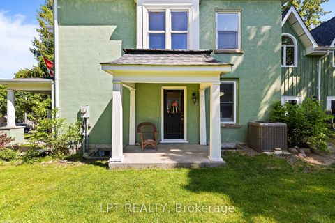 Photo 7 at 47 Alice Street, Mt Albert, East Gwillimbury