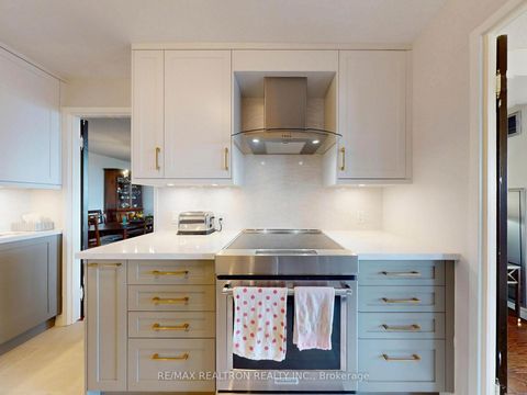 Photo 9 at 1208 - 5 Kenneth Avenue, Willowdale East, Toronto