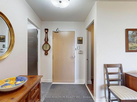 Photo 24 at 1208 - 5 Kenneth Avenue, Willowdale East, Toronto