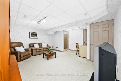 Photo 18 at 283 Braymore Boulevard, Rouge E11, Toronto