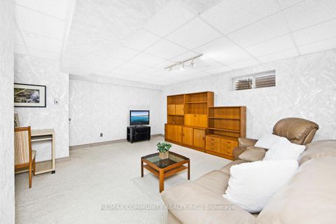 Photo 19 at 283 Braymore Boulevard, Rouge E11, Toronto