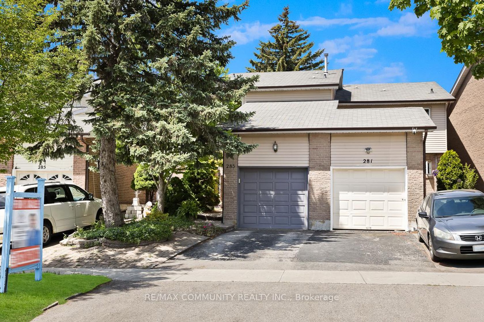 283 Braymore Boulevard, Rouge E11, Toronto 
