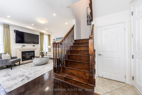 Photo 22 at 201 Shirrick Drive, Jefferson, Richmond Hill