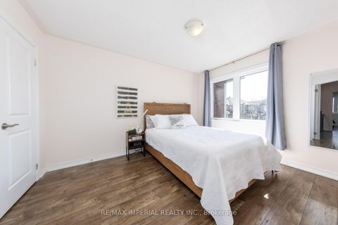 Photo 31 at 201 Shirrick Drive, Jefferson, Richmond Hill