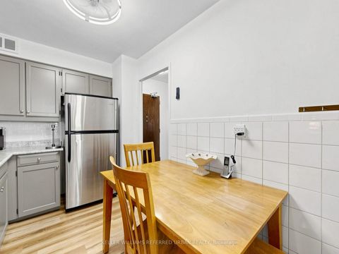 Photo 11 at 1111 - 10 Parkway Forest Drive, Henry Farm, Toronto