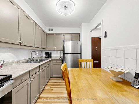 Photo 12 at 1111 - 10 Parkway Forest Drive, Henry Farm, Toronto