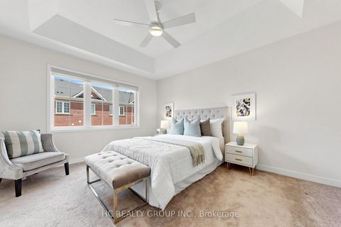 Photo 16 at 4 Sand Hill Mews, Patterson, Vaughan