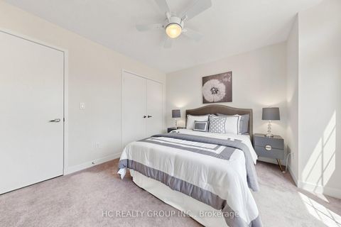 Photo 23 at 4 Sand Hill Mews, Patterson, Vaughan