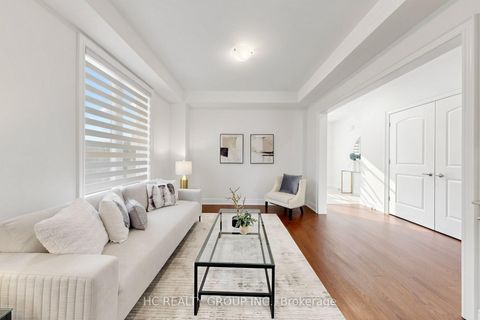 Photo 8 at 79 Silk Twist Drive, Holland Landing, East Gwillimbury