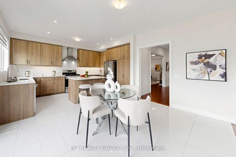 Photo 14 at 79 Silk Twist Drive, Holland Landing, East Gwillimbury