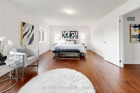 Photo 21 at 79 Silk Twist Drive, Holland Landing, East Gwillimbury
