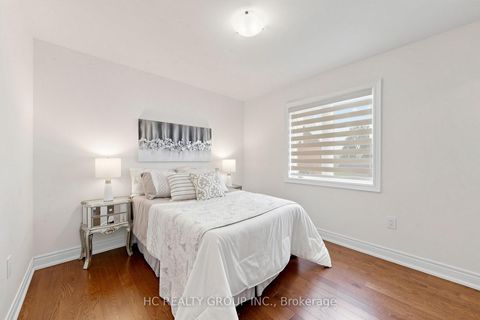 Photo 24 at 79 Silk Twist Drive, Holland Landing, East Gwillimbury