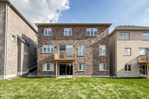 Photo 37 at 79 Silk Twist Drive, Holland Landing, East Gwillimbury
