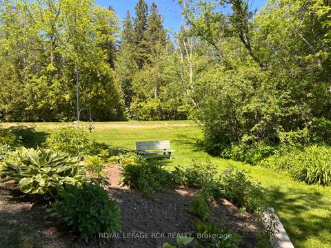 Photo 32 at 212 - 900 Bogart Mill Trail, College Manor, Newmarket